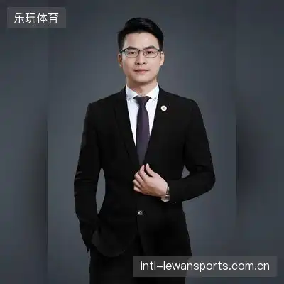 夏鹭茵